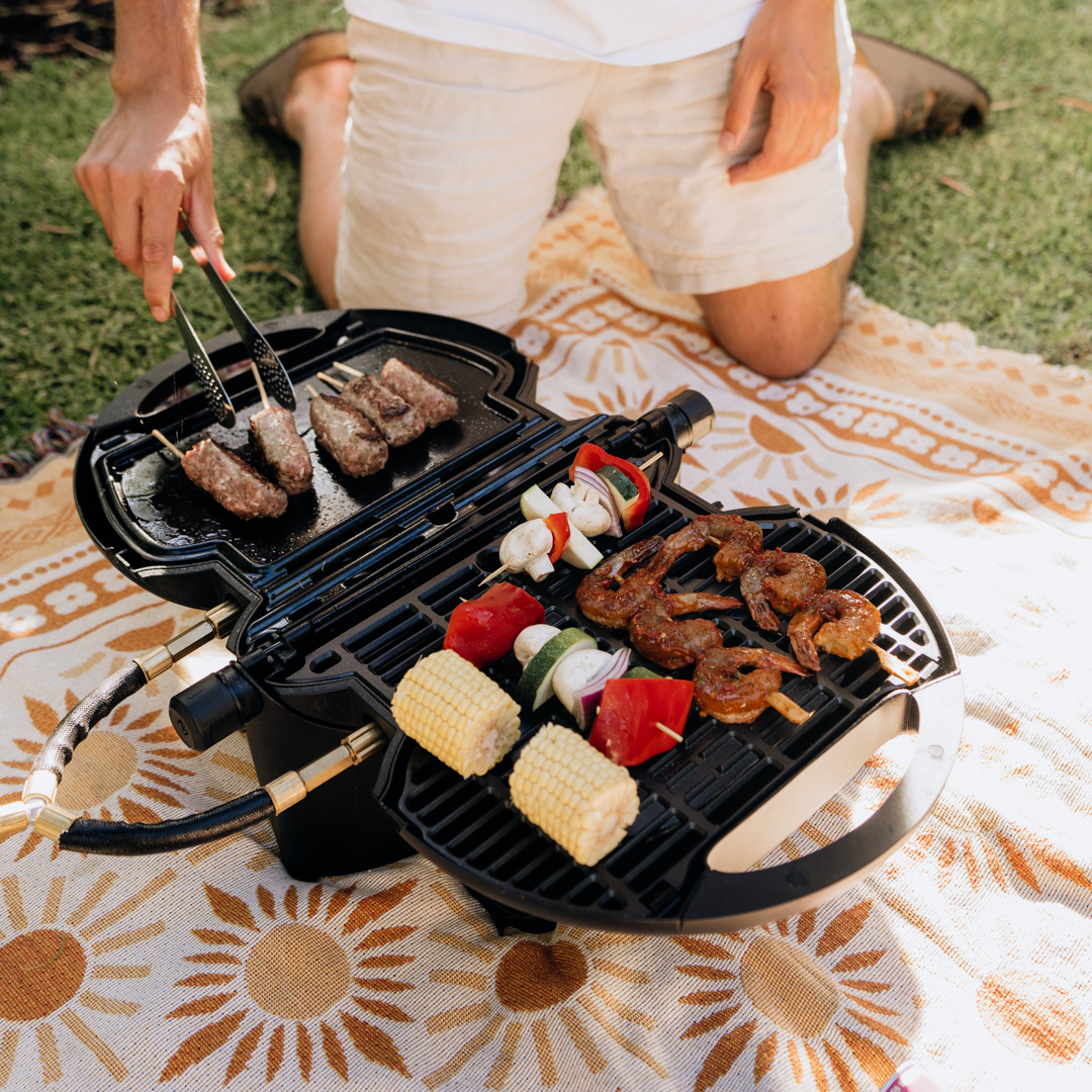 NomadiQ Portable Gas BBQ - Petrol - Image 5